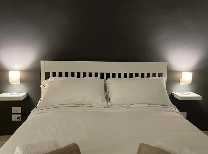 Suite 22